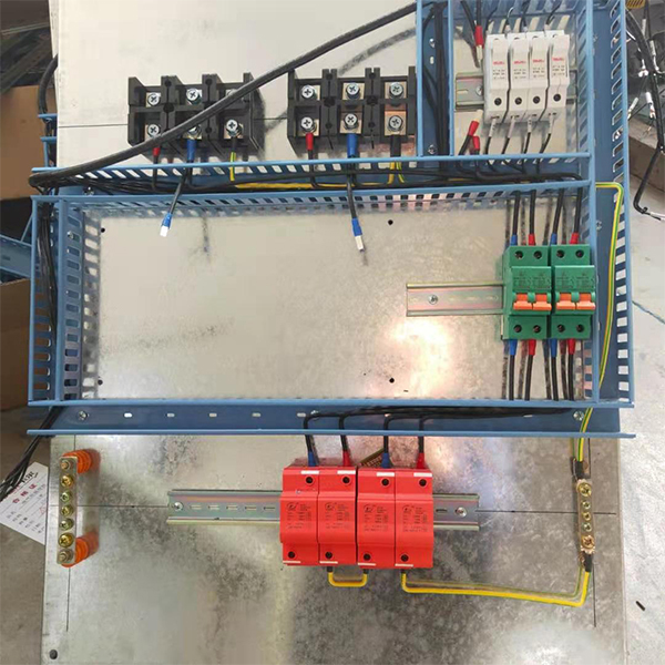 監控防雷保護 器